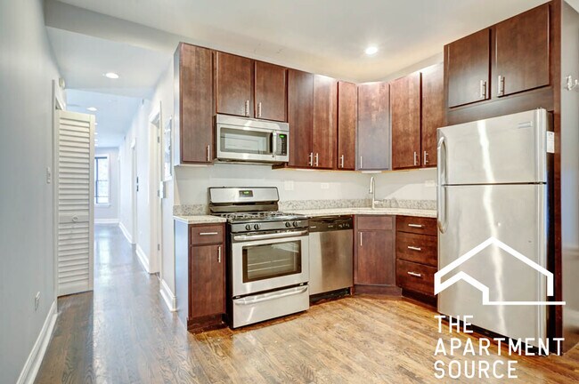 Building Photo - 2019 N Hoyne Ave Unit 1F Rental