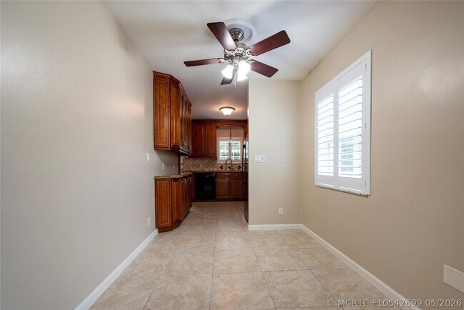 1225 NW 4th Ave