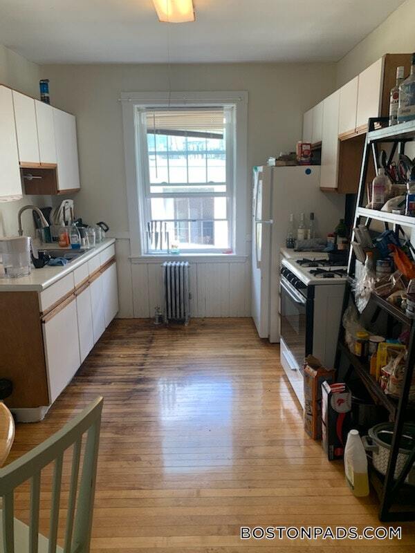 Photo - 14 Centre St Unidad 7