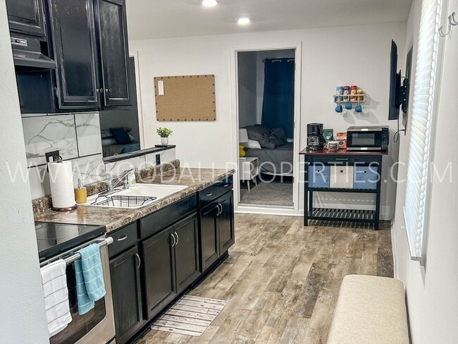Photo - Charming 3 Bed, 1 Bath Home in Southwest Des Moines