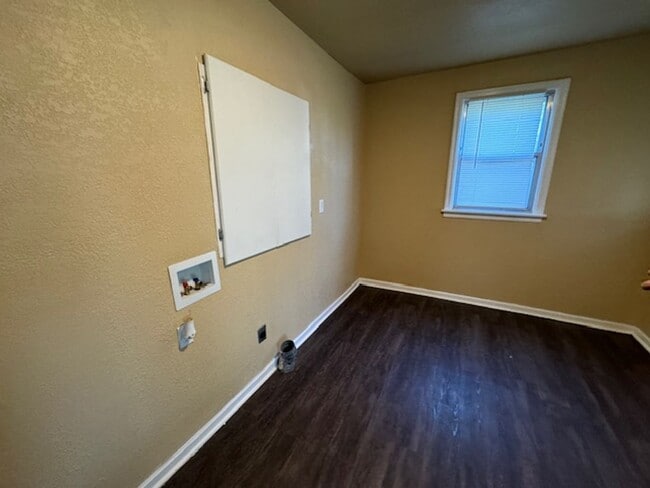 Photo - 2 bed one bath one car carport with washer and dryer connections in Norman