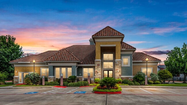 Building Photo - The Bennett Baytown Rental