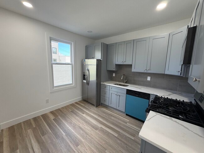 Photo - 36 Bidwell Ave