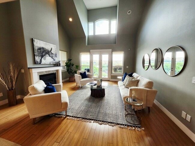 Photo - Beautiful Riverfront Retreat, 2 River-Faci...