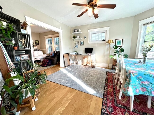 Building Photo - 29 Wood St Unit 1