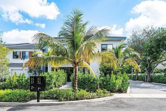 Photo - 2211 Florida Blvd