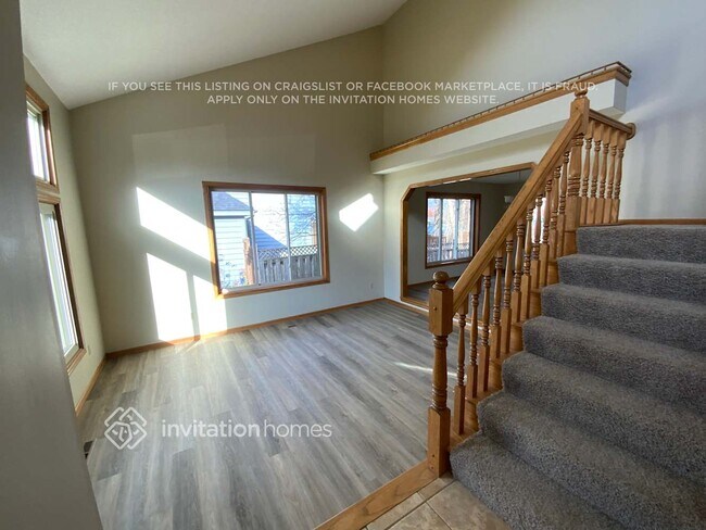 Photo - 14371 Raven St NW