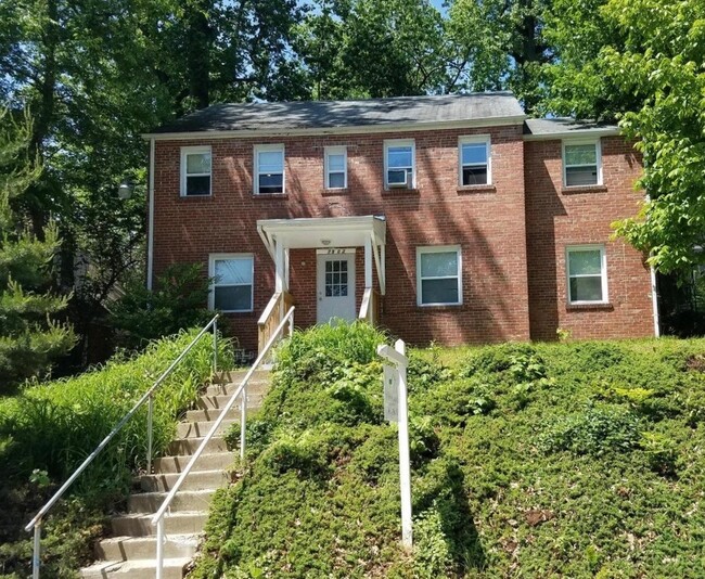 Building Photo - 7902 Garland Ave Unit 1 Rental