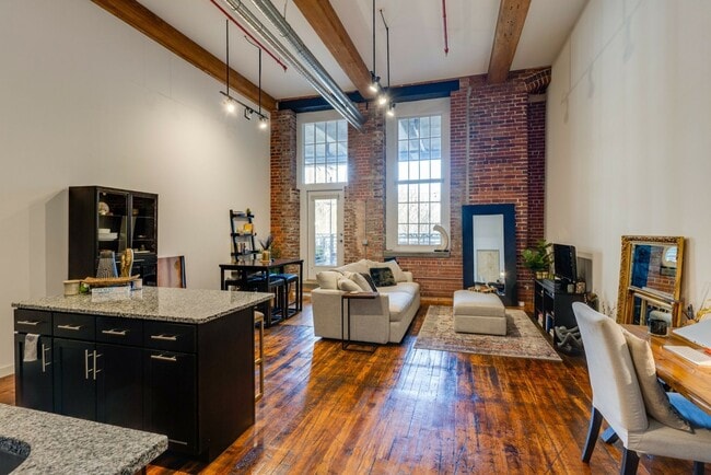 Amazing Germantown Loft in Historic Wertha... - Amazing Germantown Loft in Historic Wertha...
