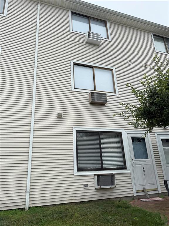 Photo - 66 Girard Ave Unidad 207