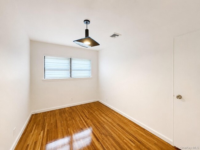 Photo - 217-41 Stewart Rd