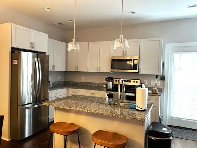 Photo - Nice 2 Bedroom 2.5 bath townhome with open...