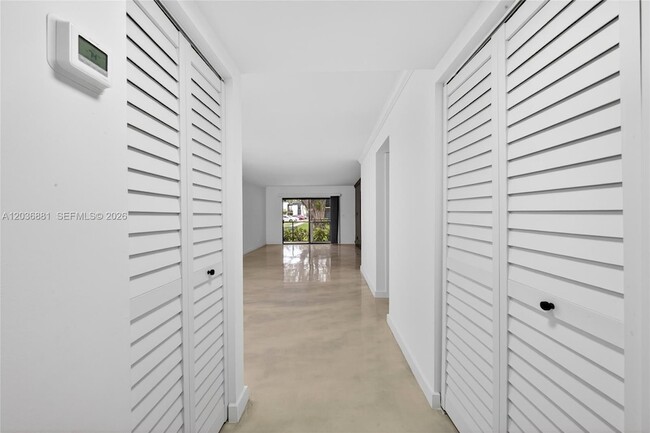 Photo - 265 SE 10th St Unidad 1C