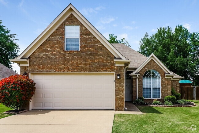 Building Photo - 105 Clay Hills Dr Rental