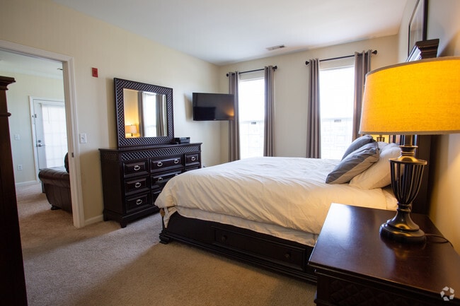2BR, 2BA - 1098