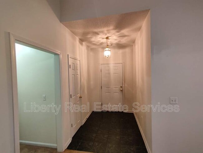 Photo - 801 Hopeton Ct