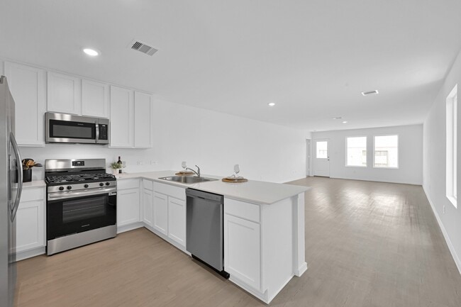 Photo - 31346 Black Cherry St