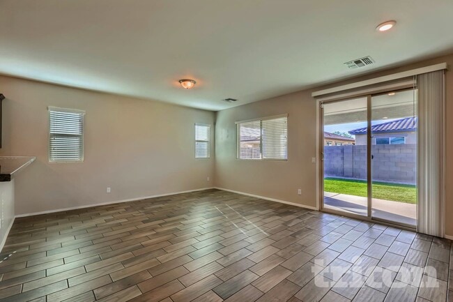 17163 W Diana Ave