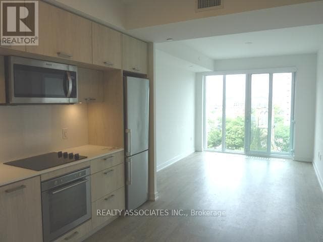 Photo - 50 McCaul St Unité 916