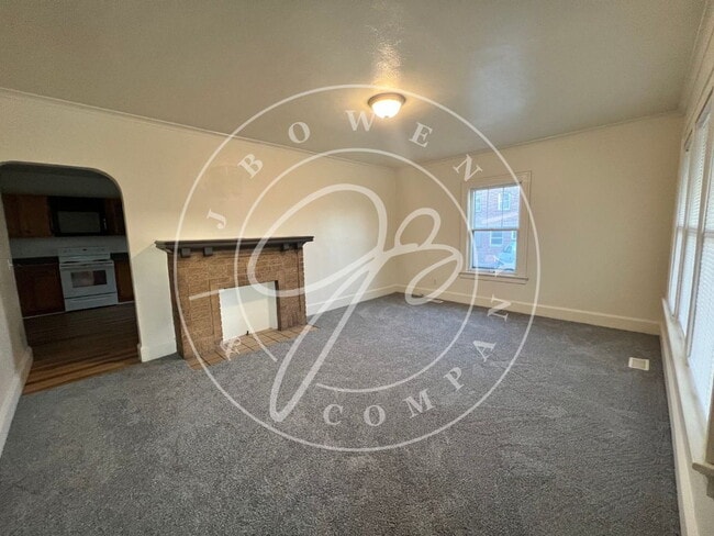 Photo - 3-Bedroom Home in West Toledo with spacious kitchen.