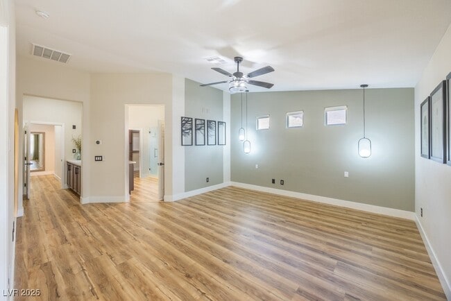 Photo - 8217 Cabin Springs Ave