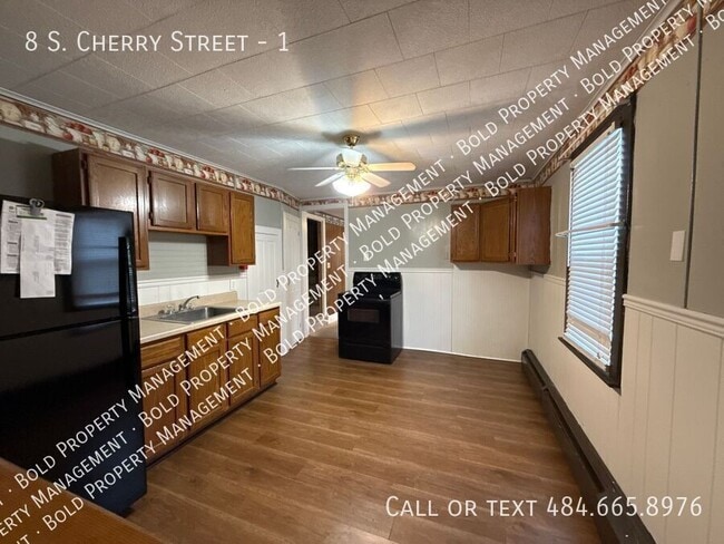 Photo - 8 S Cherry St Unit 1