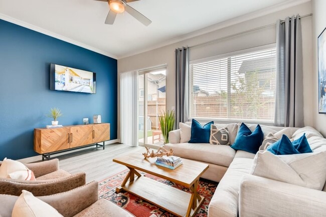 Building Photo - Christopher Todd Neighborhoods Elizabeth Creek