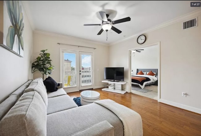 Photo - 2203 Dorrington St Unidad 304
