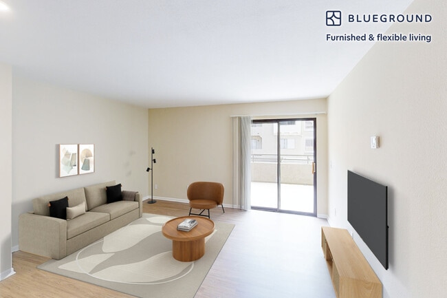 Building Photo - 10024 Paseo Montril Rental
