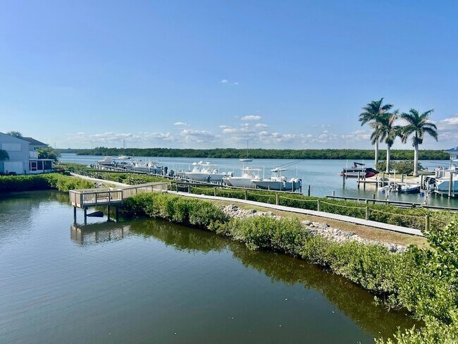 Photo - 2486 Harbour Cove Dr