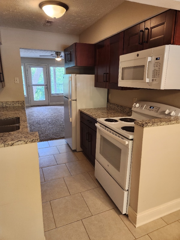 Photo - 1904 Parkwild Dr Unidad 27