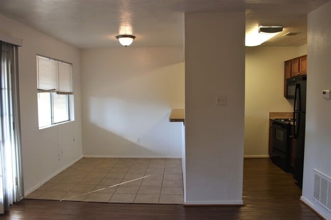 Photo - UPSTAIRS 2 BD UNIT w/ PRIVATE COVERED BALCONY Unit C