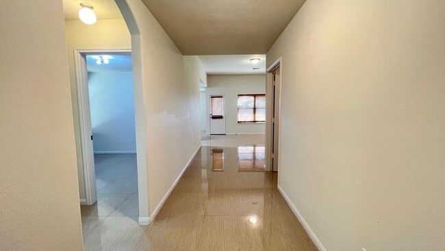 Photo - 6906 Clover Walk Ln