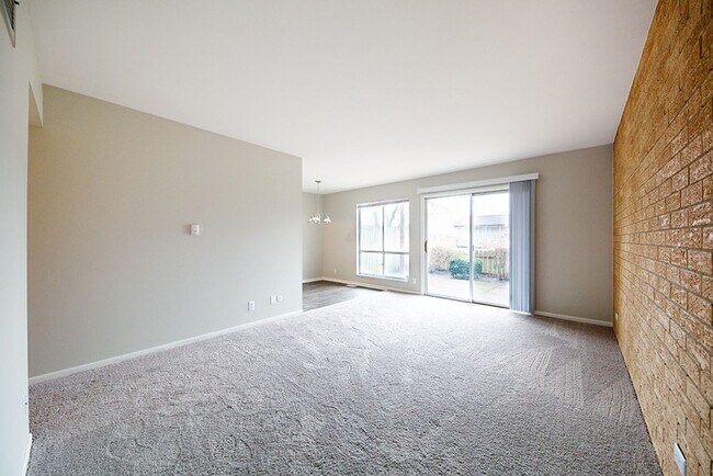 Photo - The Maywood at Speedway