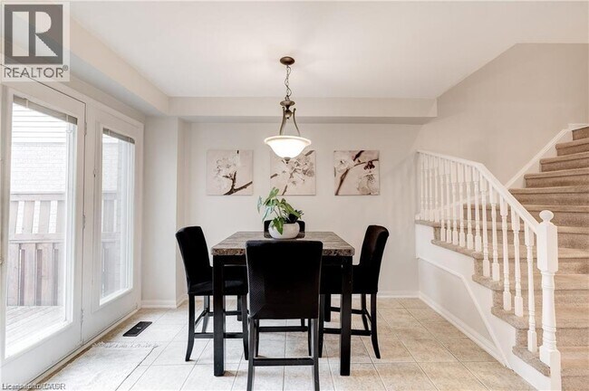 Photo - 1004 Donnelly St