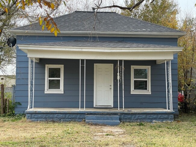Building Photo - Charming 2-bedrom, 1-bath rental home in Wichita, KS
