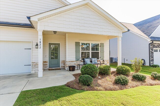 Photo - 1922 Preservation Cir