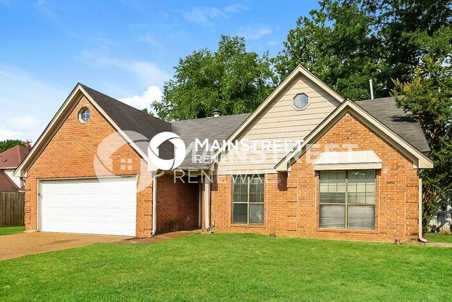 3 Bedroom Pet-Friendly Home in Memphis, TN with Main Street Renewal