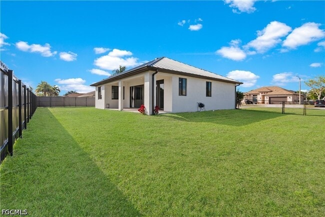 Photo - 24 Crestwood Cir S