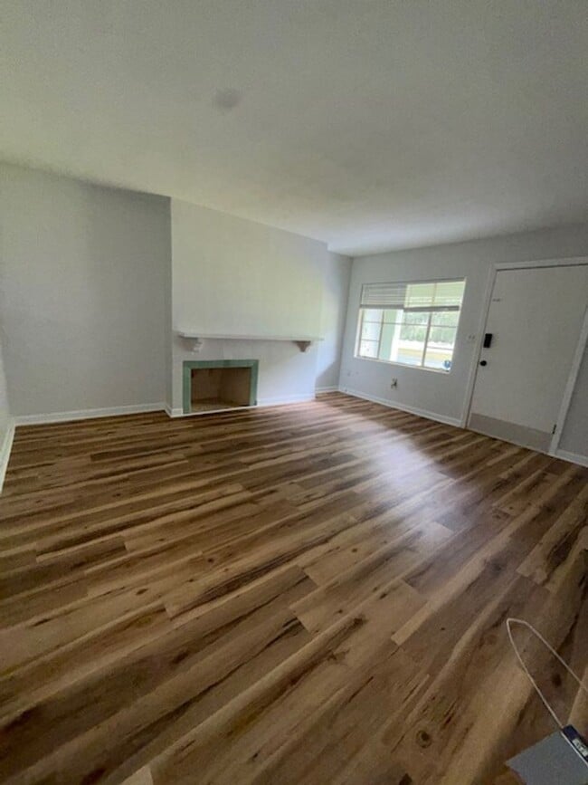 Photo - 1016 Alba Dr Unit College Park 1/2 Duplex
