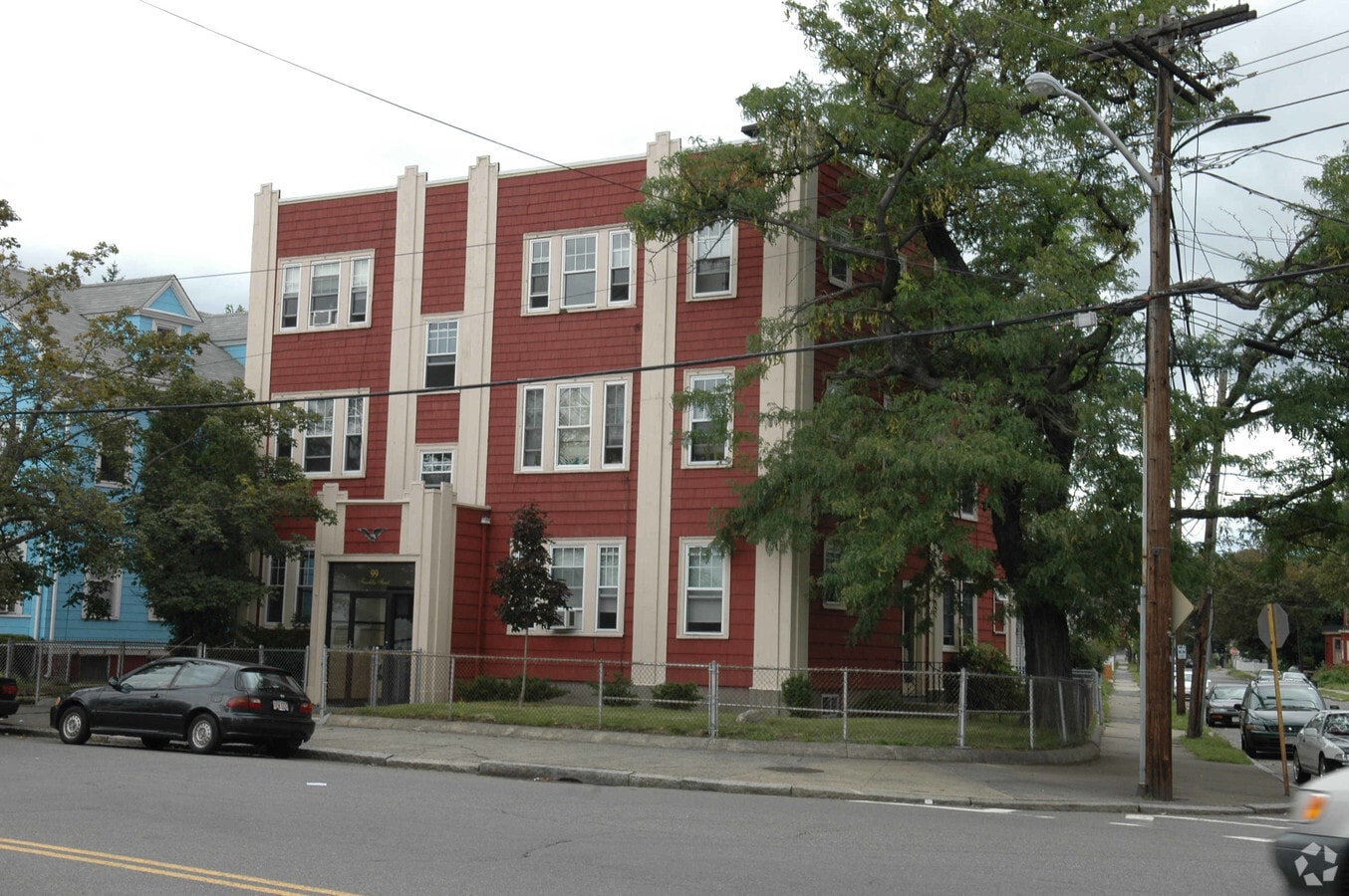 Photo - 99 Franklin St Apartments