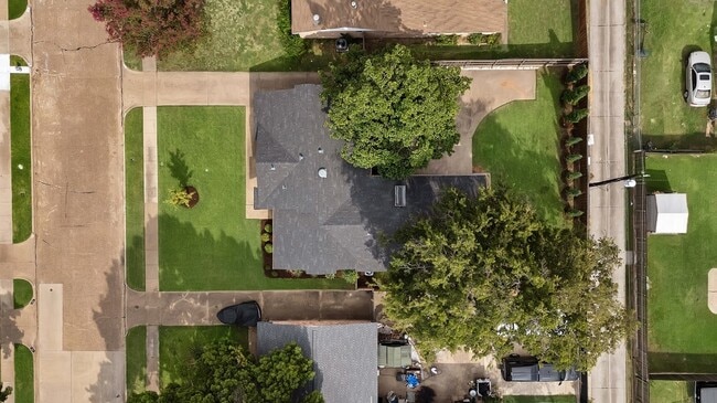 Photo - 715 Terryland Dr