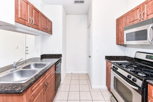 Photo - 12913 Centre Park Cir Unit 302