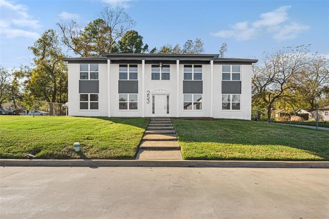 Photo - 253 Locust St S Townhome