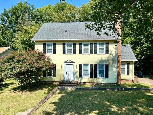 Building Photo - 9211 Robert Frost Ln Rental