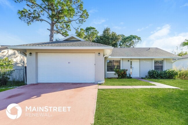 Building Photo - 1810 Pace Dr NW