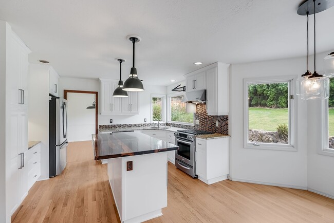 Photo - Beautiful 4 Bed, 3 Bath Rental Home in Cedar Mills Neighborhood!