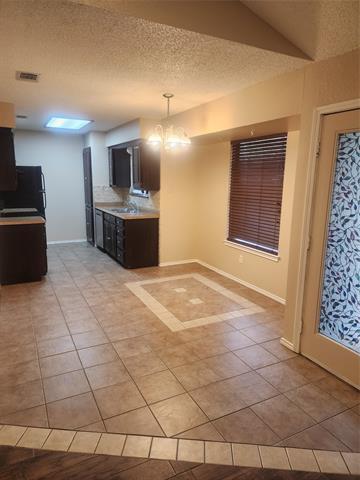 Photo - 4302 N Chisholm Trail