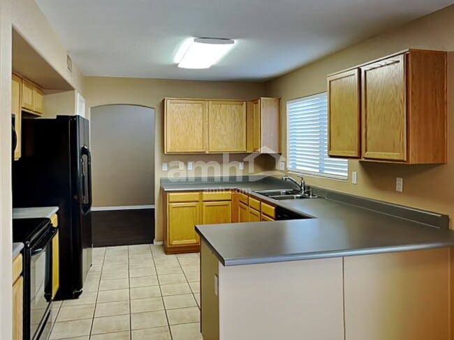 Photo - 9318 E Fairfield St