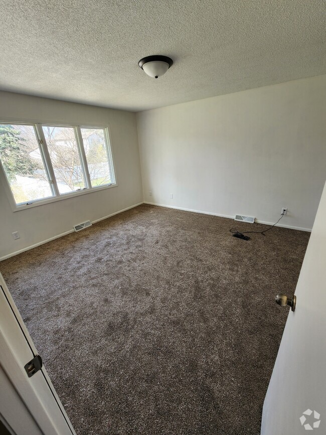 Building Photo - 4161 119th Ave NW Rental